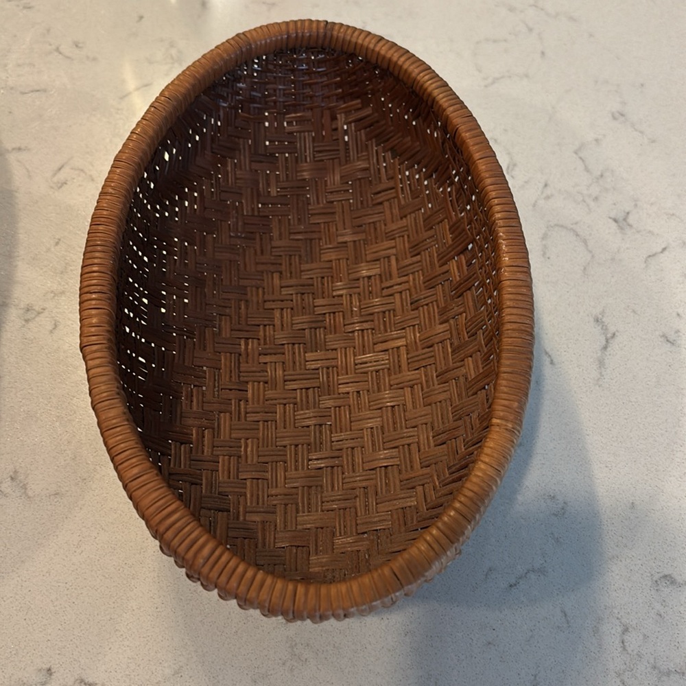 Stunning handwoven oval rattan baskets 4 different sizes - Picture 4 of 7